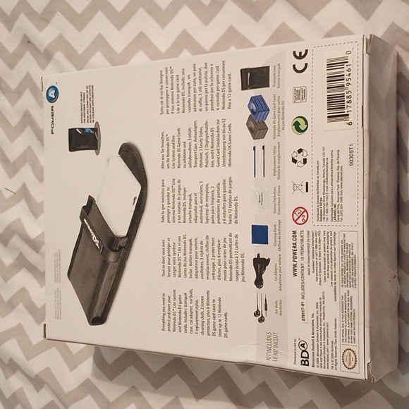 Nintendo DS Starter Kit - Picture 2 of 2